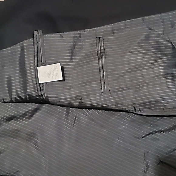 Like new men's suit jacket 42 short black by Calvin Klein slim fit Canada made - Picture 10 of 13